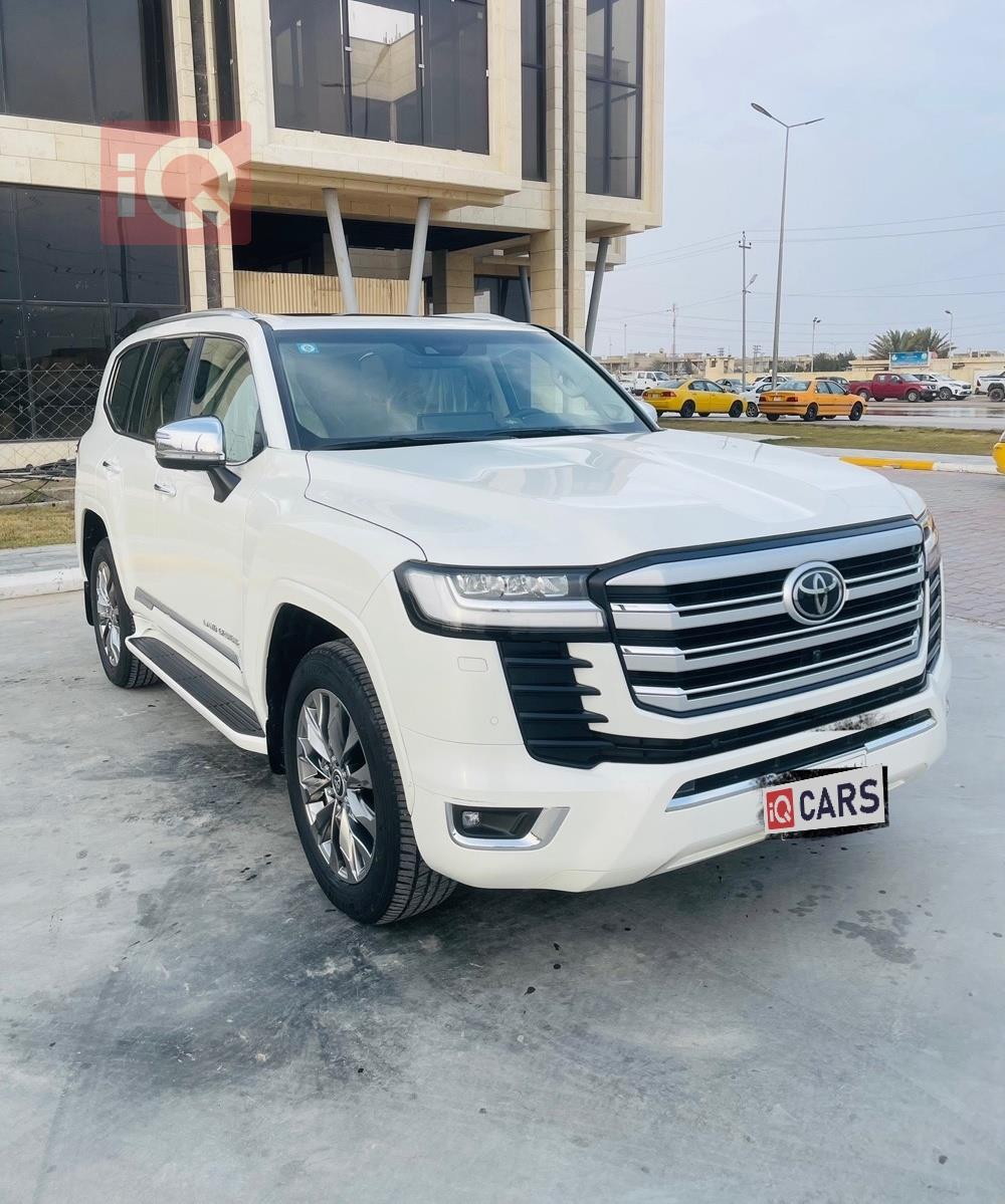 تويوتا لاندكروزر